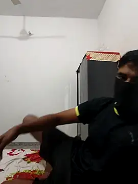 Snapshot of Amit22122 chatting on December 4, 2025, 3:32 pm Amit22122 online show from December 4, 2025, 3:32 pm