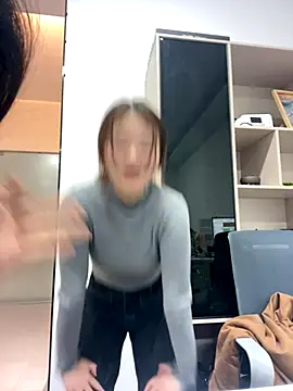 Snapshot of DMG-41 chatting on December 5, 2025, 8:34 am DMG-41 online show from December 5, 2025, 8:34 am