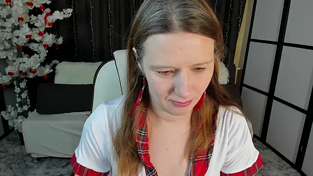 Snapshot of KathrineMeyer chatting on January 16, 2026, 2:04 am KathrineMeyer online show from January 16, 2026, 2:04 am