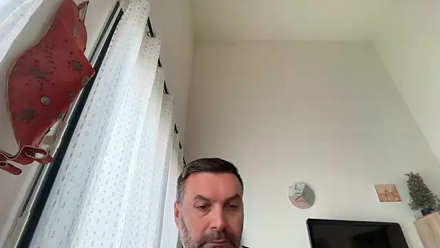 Snapshot of coolsmith81 chatting on May 22, 2026, 7:04 am coolsmith81 online show from May 22, 2026, 7:04 am