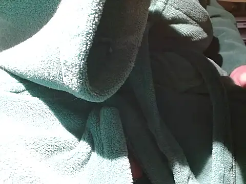 your tipie online show from December 4, 2025, 8:17 pm