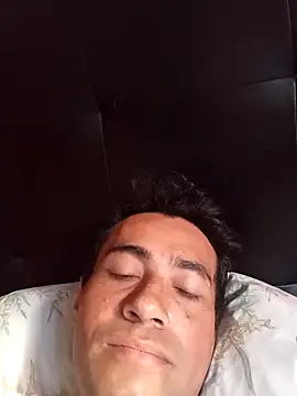 Snapshot of zeusdiosd chatting on December 18, 2025, 1:06 pm zeusdiosd online show from December 18, 2025, 1:06 pm