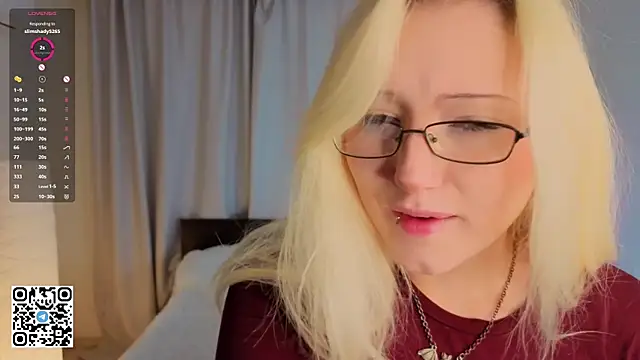 Snapshot of StellaZeolla chatting on December 18, 2025, 4:07 am StellaZeolla online show from December 18, 2025, 4:07 am