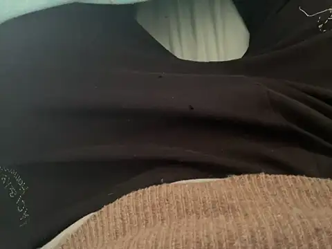 erdestruttor18 online show from February 7, 2026, 8:29 am