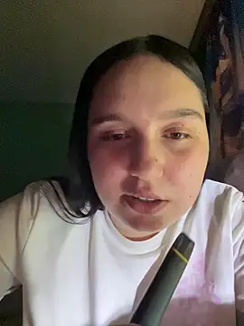 Snapshot of SweetLipssss chatting on December 18, 2025, 12:49 am SweetLipssss online show from December 18, 2025, 12:49 am