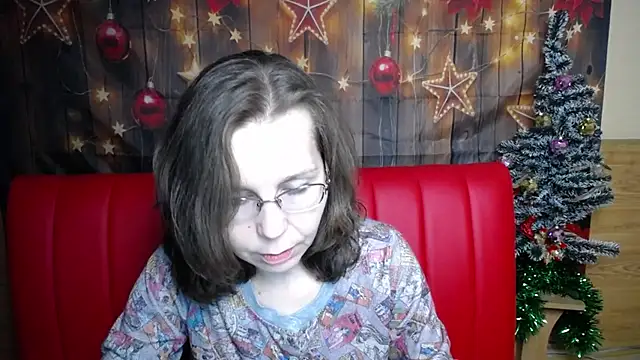 Snapshot of DaisyEdit chatting on January 18, 2026, 6:28 am DaisyEdit online show from January 18, 2026, 6:28 am