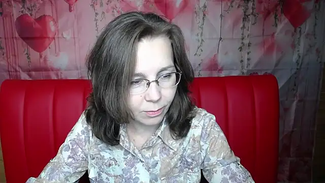 Snapshot of DaisyEdit chatting on February 1, 2026, 6:12 am DaisyEdit online show from February 1, 2026, 6:12 am