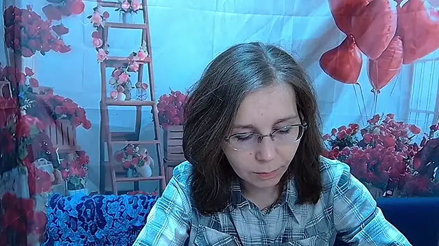 Snapshot of DaisyEdit chatting on February 22, 2026, 6:24 am DaisyEdit online show from February 22, 2026, 6:24 am