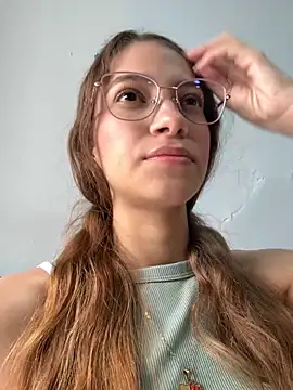 Snapshot of Vanneskk chatting on December 3, 2025, 1:31 pm Vanneskk online show from December 3, 2025, 1:31 pm