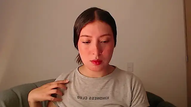 -Ivonny- online show from December 20, 2025, 10:06 pm