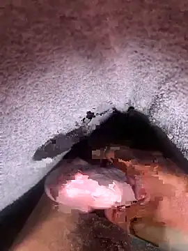 Snapshot of mfanawantwela chatting on February 6, 2026, 10:35 pm mfanawantwela online show from February 6, 2026, 10:35 pm