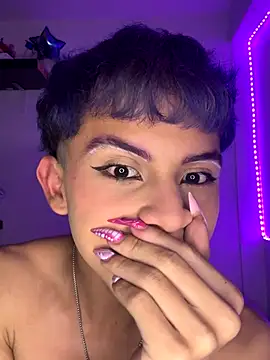 Snapshot of Prince_Apolo chatting on December 22, 2025, 3:58 am Prince Apolo online show from December 22, 2025, 3:58 am