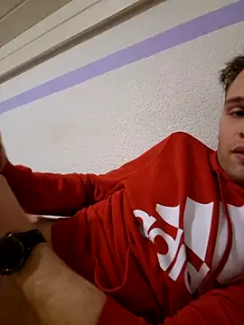 Snapshot of Patrick862001 chatting on December 19, 2025, 9:11 pm Patrick862001 online show from December 19, 2025, 9:11 pm