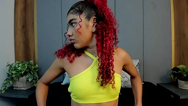 Snapshot of Red_Vel_ chatting on December 4, 2025, 10:57 am Red Vel online show from December 4, 2025, 10:57 am