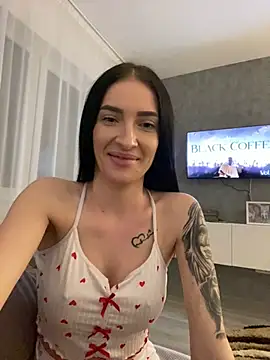 Snapshot of alessiamons chatting on March 13, 2026, 9:43 pm alessiamons online show from March 13, 2026, 9:43 pm