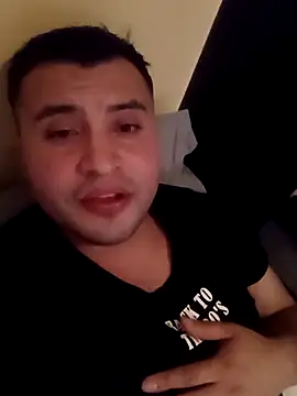 Snapshot of nene_Mr chatting on January 7, 2026, 10:34 pm nene Mr online show from January 7, 2026, 10:34 pm