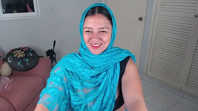 Snapshot of KaylaVonn chatting on February 14, 2026, 8:55 am KaylaVonn online show from February 14, 2026, 8:55 am