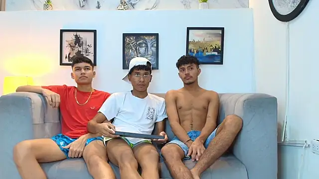 COUPLES BOYS online show from February 22, 2026, 1:29 am