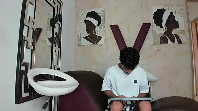 COUPLES BOYS online show from May 26, 2026, 7:32 pm