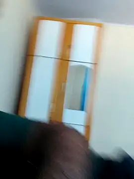 Snapshot of Silvakkfitk chatting on December 2, 2025, 2:23 pm Silvakkfitk online show from December 2, 2025, 2:23 pm