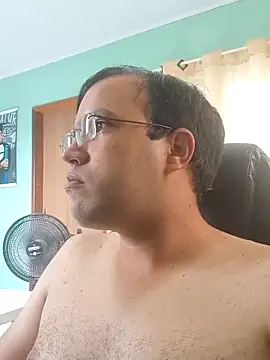 Snapshot of Silvakkfitk chatting on March 10, 2026, 11:48 am Silvakkfitk online show from March 10, 2026, 11:48 am