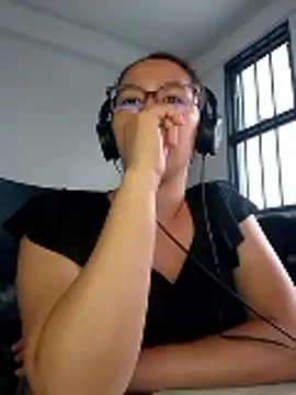  AmyAdams  online show from January 10, 2026, 10:36 pm