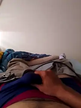 Snapshot of cristian112090 chatting on January 13, 2026, 6:57 pm cristian112090 online show from January 13, 2026, 6:57 pm