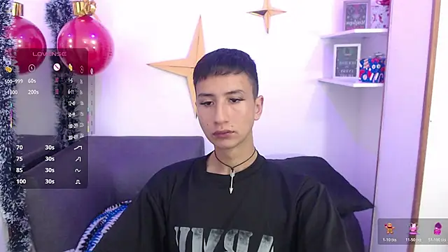 AngelRonson  online show from December 16, 2025, 4:28 am