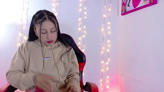 Snapshot of Taylor__Swiftt chatting on January 8, 2026, 10:23 pm Taylor Swiftt online show from January 8, 2026, 10:23 pm