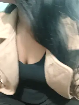 Snapshot of Zoyaa-Zubair chatting on January 7, 2026, 6:43 pm Zoyaa-Zubair online show from January 7, 2026, 6:43 pm