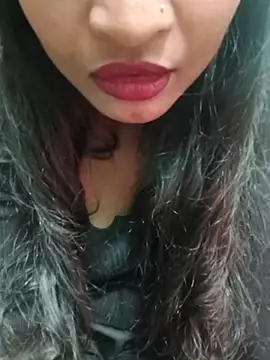 Snapshot of Zoyaa-Zubair chatting on January 8, 2026, 8:33 pm Zoyaa-Zubair online show from January 8, 2026, 8:33 pm