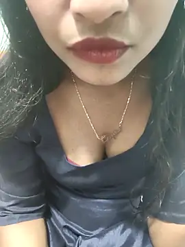 Snapshot of Zoyaa-Zubair chatting on February 10, 2026, 6:34 pm Zoyaa-Zubair online show from February 10, 2026, 6:34 pm