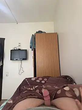 Snapshot of brt2552 chatting on March 14, 2026, 11:04 am brt2552 online show from March 14, 2026, 11:04 am