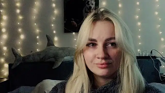 Snapshot of Whitehex666 chatting on November 29, 2025, 6:44 pm Whitehex666 online show from November 29, 2025, 6:44 pm