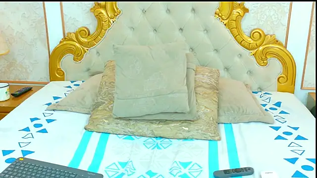 Snapshot of ScarletBenson chatting on December 4, 2025, 1:20 pm ScarletBenson online show from December 4, 2025, 1:20 pm