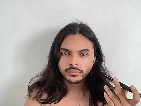 Snapshot of Lukathin chatting on November 29, 2025, 5:38 pm Lukathin online show from November 29, 2025, 5:38 pm