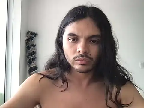 Snapshot of Lukathin chatting on December 16, 2025, 7:52 pm Lukathin online show from December 16, 2025, 7:52 pm