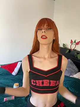 Snapshot of Nicole__7u7 chatting on December 15, 2025, 4:22 pm Nicole 7u7 online show from December 15, 2025, 4:22 pm