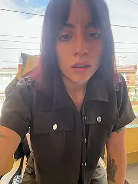 Mia fiire online show from April 2, 2026, 7:11 pm