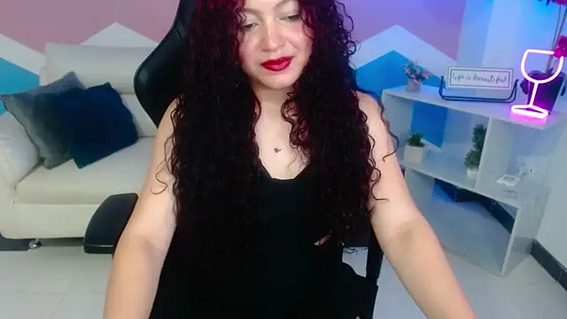 zahira1 online show from January 5, 2026, 5:27 pm