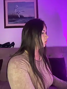 angely ross1 online show from December 17, 2025, 1:33 am