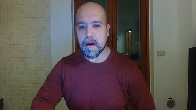 Snapshot of AMIRDIB2025 chatting on January 6, 2026, 5:16 pm AMIRDIB2025 online show from January 6, 2026, 5:16 pm