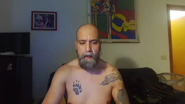 Snapshot of AMIRDIB2025 chatting on June 12, 2026, 5:45 pm AMIRDIB2025 online show from June 12, 2026, 5:45 pm