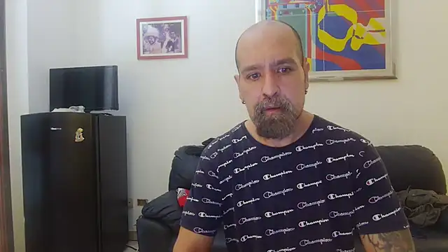 Snapshot of AMIRDIB2025 chatting on July 28, 2026, 1:54 pm AMIRDIB2025 online show from July 28, 2026, 1:54 pm
