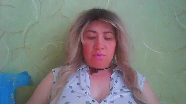 ClaireShannon online show from February 20, 2026, 2:39 pm