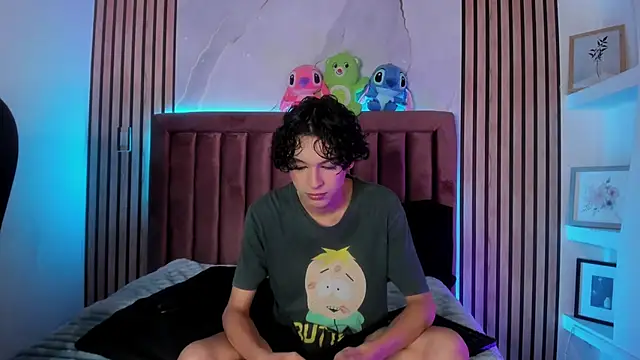 Snapshot of SthepanodiMonaco chatting on April 15, 2026, 3:24 am SthepanodiMonaco online show from April 15, 2026, 3:24 am