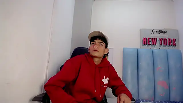 Snapshot of Lil_babyyy_ chatting on December 15, 2025, 2:05 am Lil babyyy online show from December 15, 2025, 2:05 am