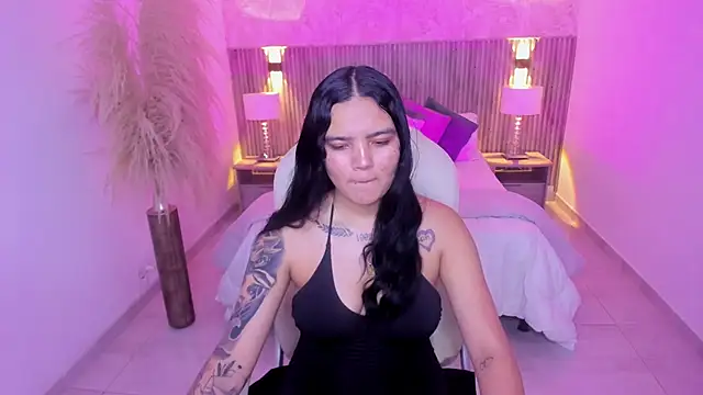 Allyson brown  online show from December 16, 2025, 7:19 pm