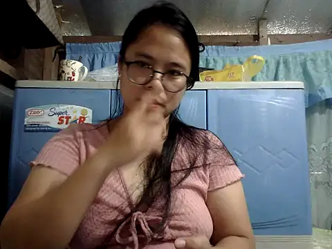 xxdreamgirl69 online show from July 2, 2026, 3:23 am