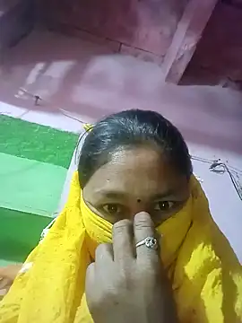 Snapshot of Savitalodhipal chatting on December 19, 2025, 5:09 pm Savitalodhipal online show from December 19, 2025, 5:09 pm